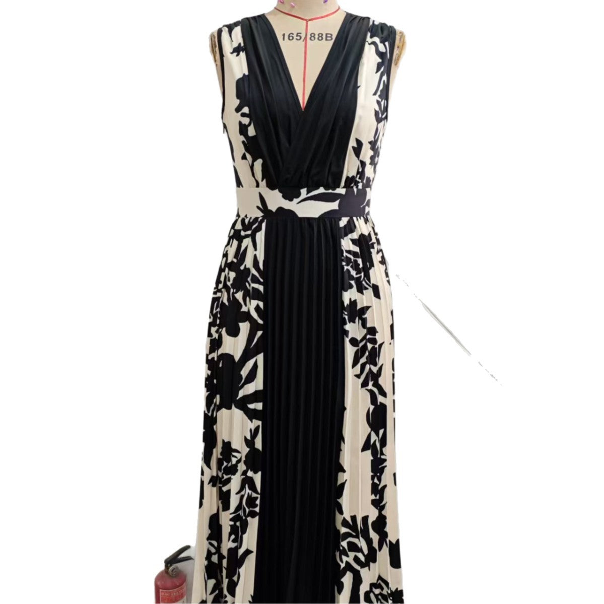 Elegant Black Floral Patchwork A-Line Dress – Lace-Up High Waist Long Skirt