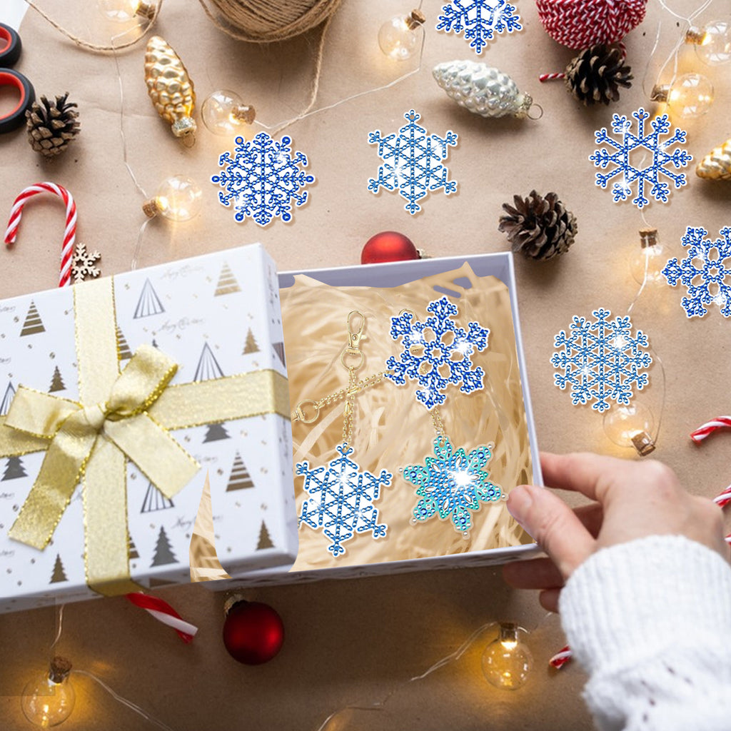 Snowflake Rhinestone Keychain Kit – 12-Piece DIY Acrylic Diamond Painting Set